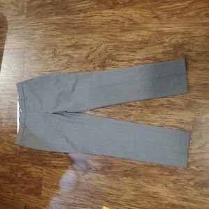 THEORY brand gray EUC Straight leg pants Sz 4